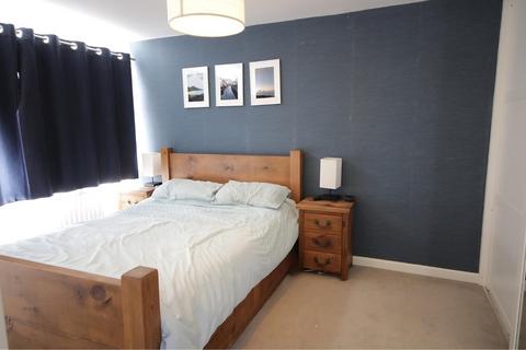 3 bedroom end of terrace house for sale, Wellington Close, Newbury, RG14