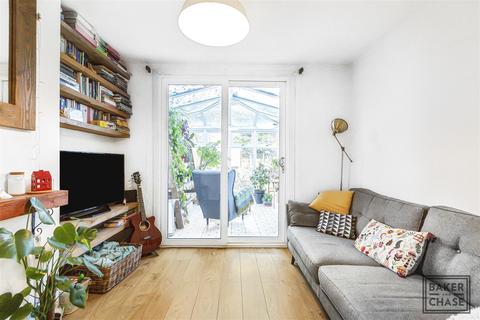 2 bedroom maisonette for sale, Gordon Road, Enfield EN2