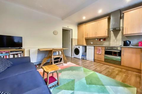 2 bedroom ground floor flat for sale, 50 Leyland Road, Southport PR9