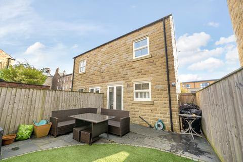 3 bedroom semi-detached house for sale, Strayside Cottages, Myrtle Square, Harrogate