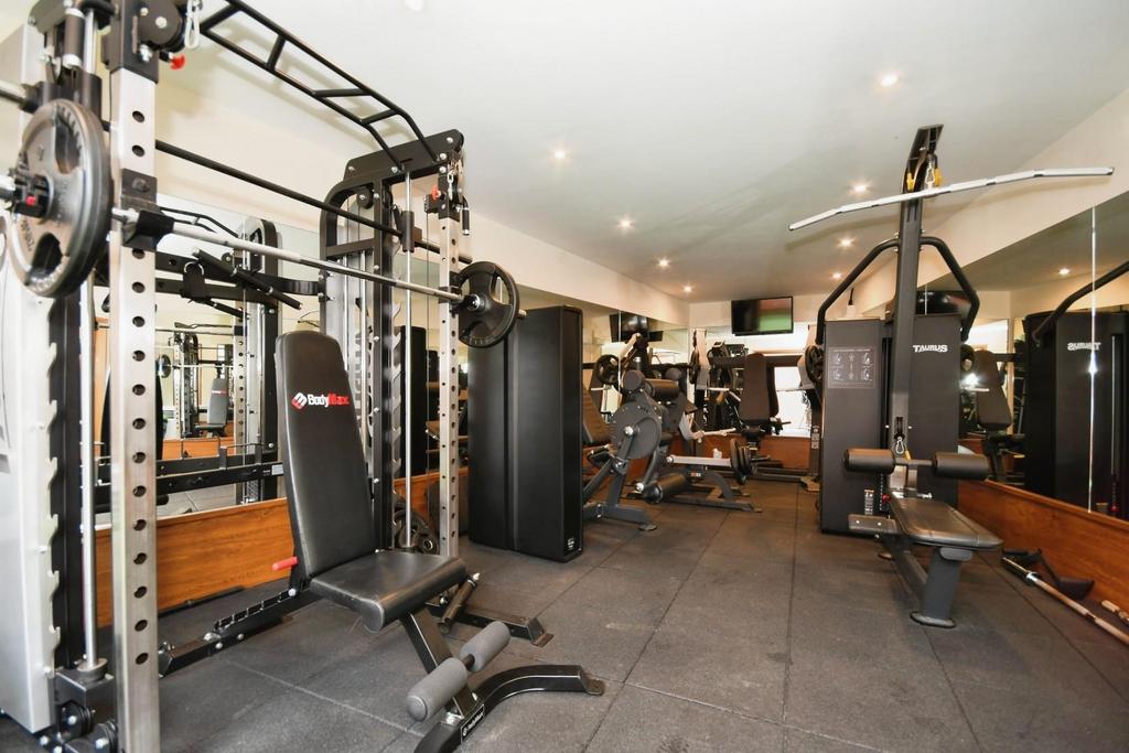 GYM.jpg