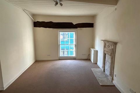 2 bedroom flat to rent, 3a Market Square, Bishops Castle, Shropshire