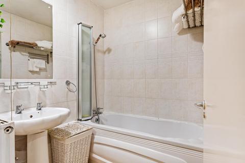 1 bedroom apartment to rent, Perronet House, Princess Street, London SE1