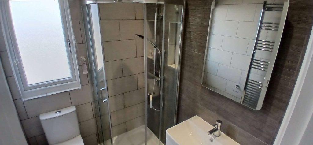 Ensuite.jpg