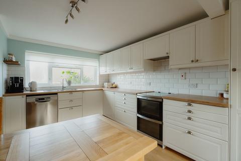 50 Spruce Park, Crediton, EX17 3HJ