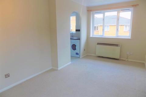 1 bedroom apartment to rent, Ascot Court, Hampshire GU11