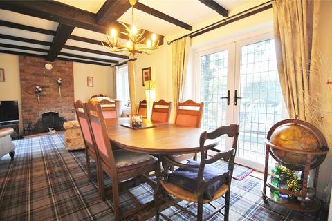 Langdale Westrip Lane, Stroud, GL5 4PL