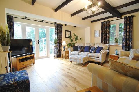 Langdale Westrip Lane, Stroud, GL5 4PL