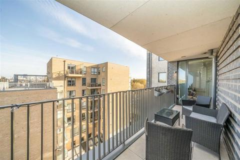 1 bedroom flat for sale, Ratcliffe Cross Street, London E1