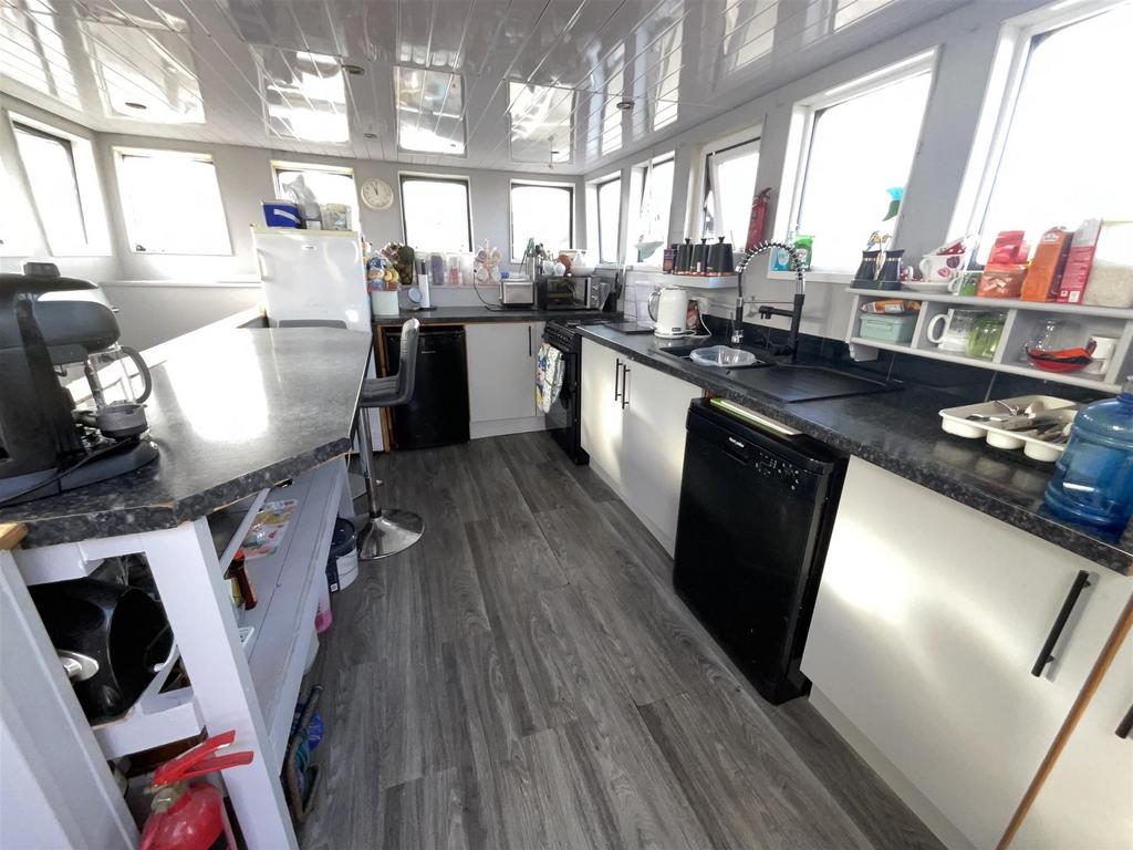 Wheelhouse/Kitchen