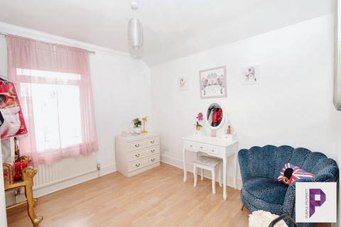 3 bedroom terraced house for sale, Chester Road,  Gillingham, ME7