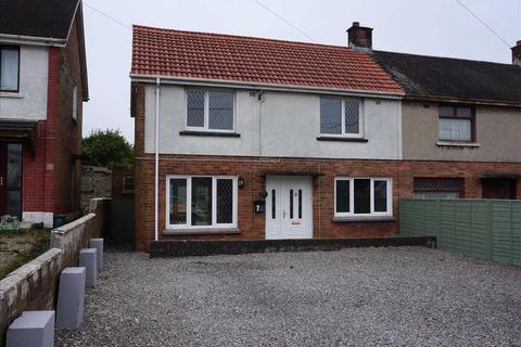 3 bedroom semi-detached house to rent, Rhosyderi, TUMBLE, Llanelli