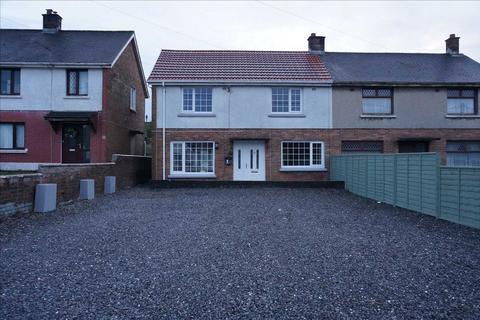 3 bedroom semi-detached house to rent, Rhosyderi, TUMBLE, Llanelli