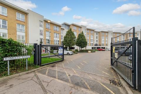 2 bedroom flat for sale, Romulus Road, Gravesend, Kent, DA12