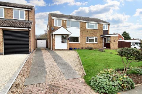 3 bedroom semi-detached house for sale, Gwendoline Drive, Leicester LE8