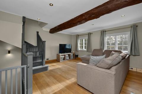 3 bedroom terraced house for sale, Hampton Court Road, East Molesey, Surrey, KT8