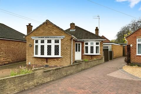 2 bedroom bungalow for sale, 3 Derwent Close, Attenborough, NG9 6BX