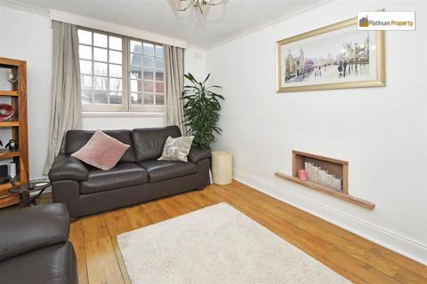 3 bedroom cottage for sale, Gravelly Bank, Stoke-On-Trent ST3