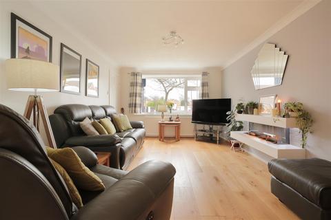 4 bedroom link detached house for sale, Riddings Court, Timperley