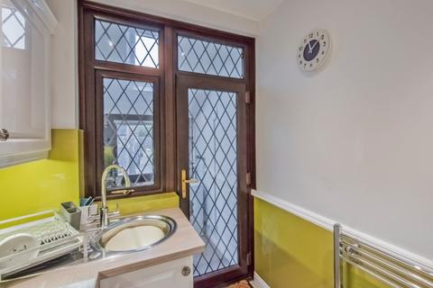 2 bedroom terraced house for sale, Elizabeth Street, Liversedge, WF15