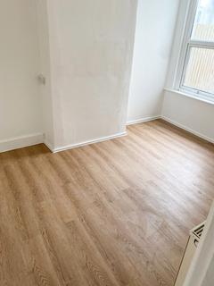 1 bedroom flat to rent, Denmark Road, London, SE25