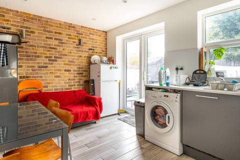 4 bedroom semi-detached house for sale, Romany Gardens, Walthamstow, London, E17