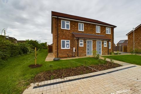 3 bedroom semi-detached house to rent, Newman Close, Whitchurch, Aylesbury, Buckinghamshire