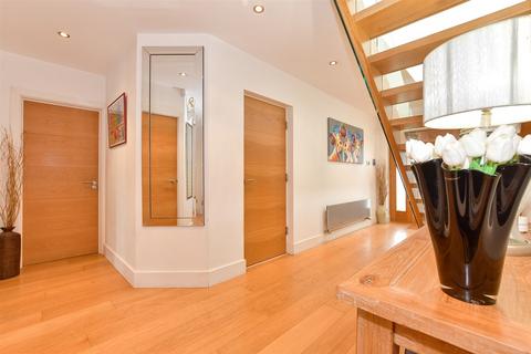 5 bedroom detached house for sale, Baldwins Hill, Loughton, Essex