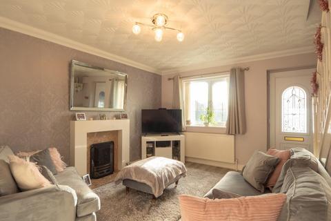 2 bedroom terraced house for sale, Barker Place, Bramley, Leeds