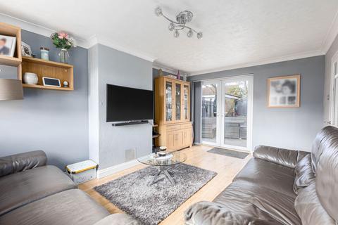 3 bedroom end of terrace house for sale, Fitchet Close, Crawley RH11