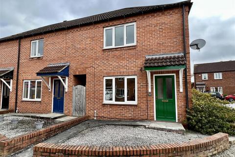 2 bedroom end of terrace house to rent, 14 Beverley CourtMarket WeightonYork