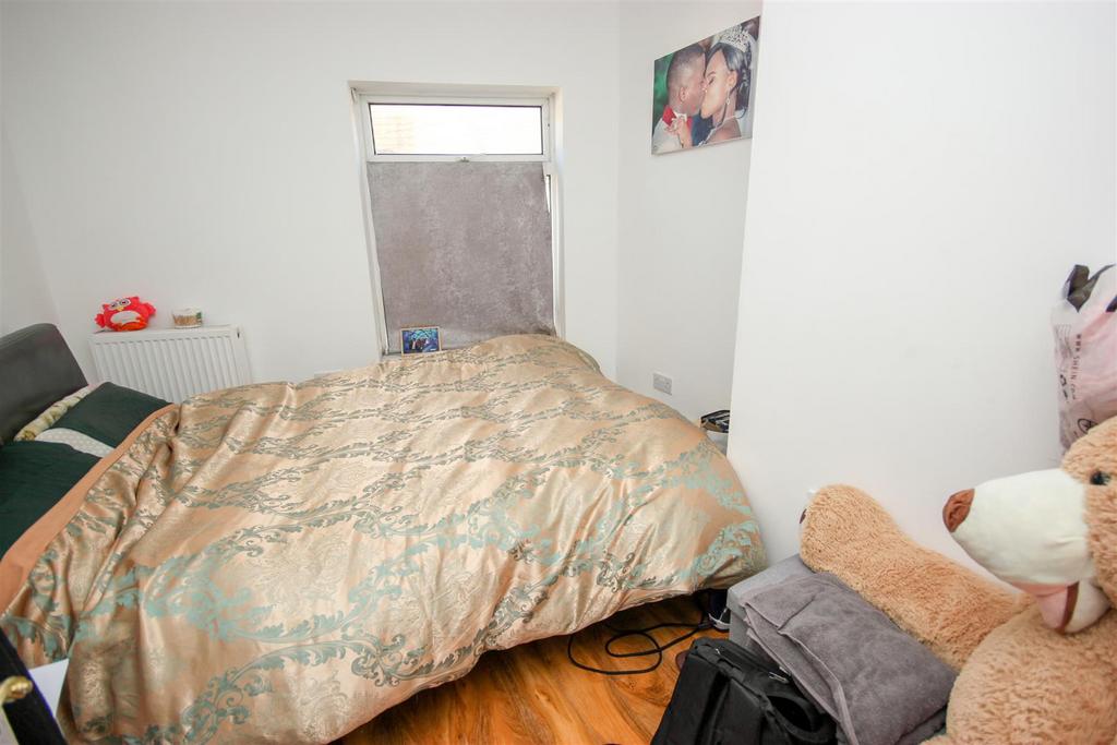 Master Bedroom.jpg