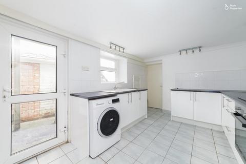 2 bedroom flat to rent, Ballafurt Road, Port Erin, Isle Of Man