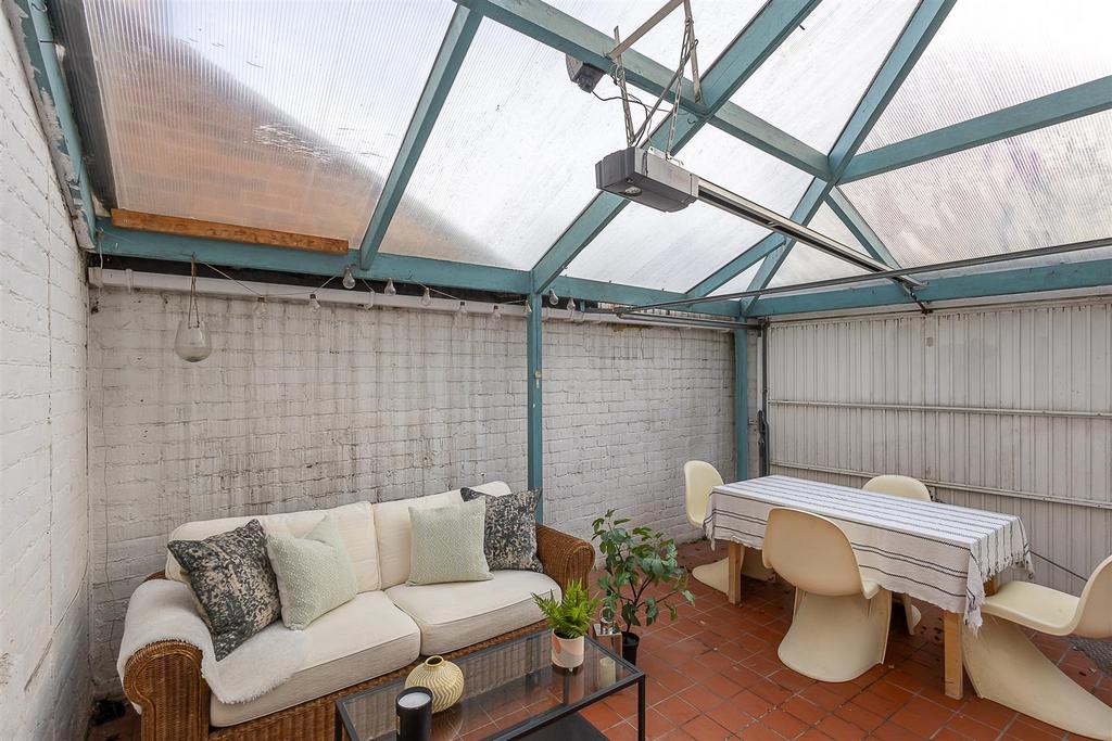 Covered Yard