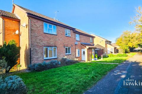 1 bedroom ground floor maisonette to rent, Galloway Close, Shaw, SN5 5QQ