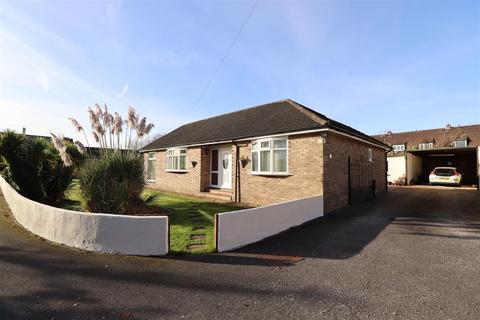 2 bedroom detached bungalow for sale, The Avenue, Fairfield, TS19 7EY