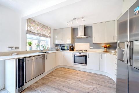 3 bedroom end of terrace house for sale, Meadow Bank, Farnham, Surrey, GU9