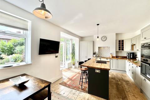 16 Etherstone Avenue, Newcastle Upon Tyne, NE7 7JX