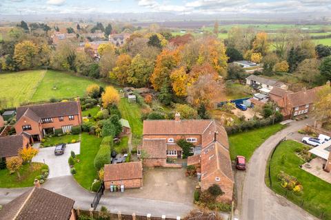 3 bedroom cottage for sale, 2, West End, Farndon, Nottinghamshire, NG24