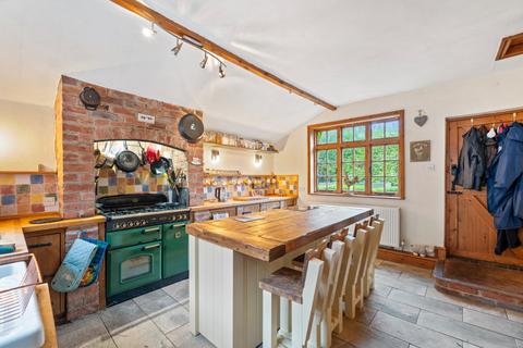 3 bedroom cottage for sale, 2, West End, Farndon, Nottinghamshire, NG24