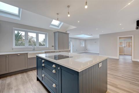 4 bedroom detached house for sale, Kelvedon Road, Wickham Bishops, Witham, Essex, CM8