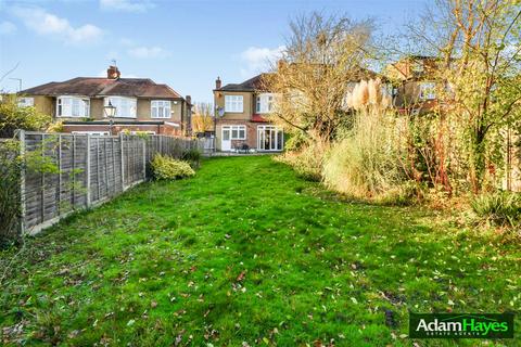 3 bedroom semi-detached house for sale, Ventnor Drive, London N20