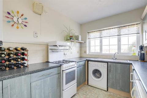 2 bedroom apartment for sale, Hickling Road, Nottingham NG3