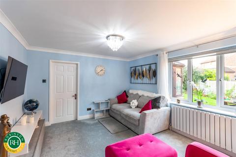 3 bedroom detached house for sale, Langdale Drive, Tickhill, Doncaster