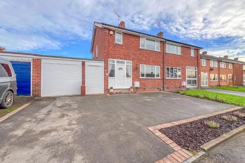 3 bedroom semi-detached house for sale, Meadow Road, Hartshill