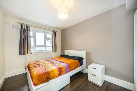 1 bedroom flat for sale, Horne Way, London SW15