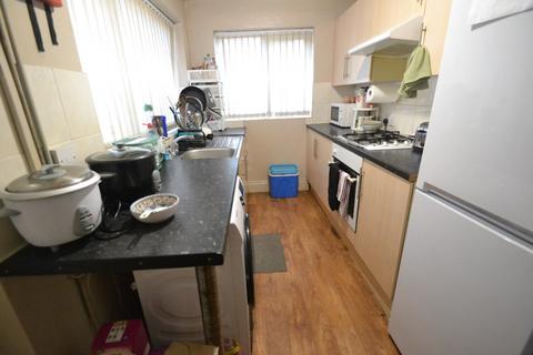 undefined, Beeston Road, Nottingham NG7