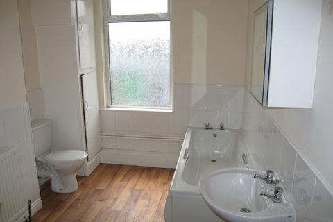 2 bedroom flat to rent, Newton Street, Barnsley, S70 6DA