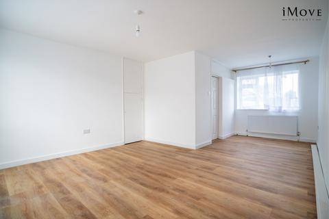 2 bedroom flat to rent, South Norwood Hill, London SE25