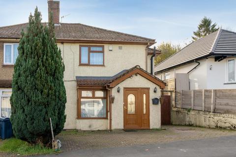 4 bedroom semi-detached house to rent, High Wycombe,  Buckinghamshire,  HP11